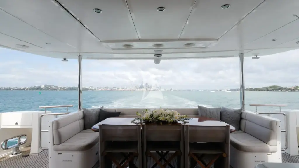 WW - Main Deck Aft Seating Area