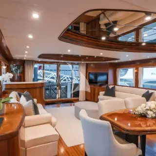 WW Main Salon Looking Aft.