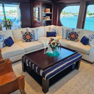 Skylounge (new pillows)