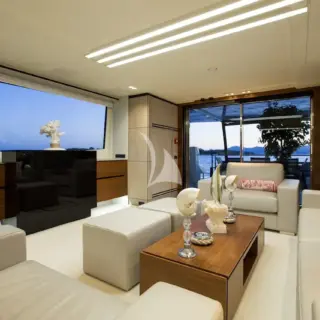 Main deck salon