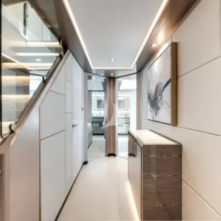 Foyer to Lower Staterooms