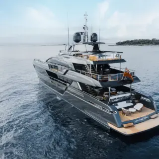 LADY FIRST - Aft Deck