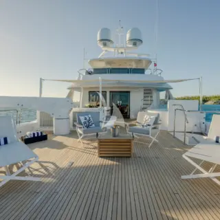 Bridge Deck Aft