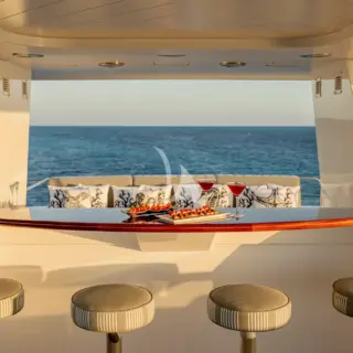 Sundeck Bar