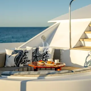 Bow Seating