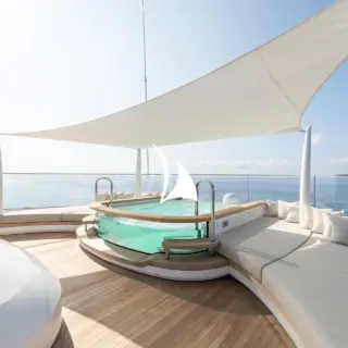 Sun deck jacuzzi and lounging area
