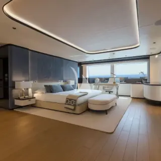 Primary Stateroom - Main Deck