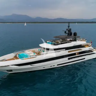 MAVERICK - 50m Mangusta