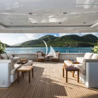 Main deck aft