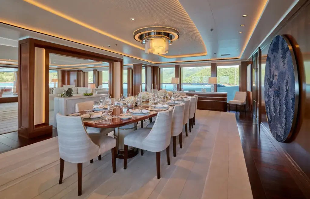 SOPHIA - Main deck dining