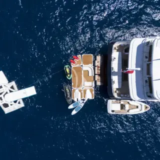 New floating dock