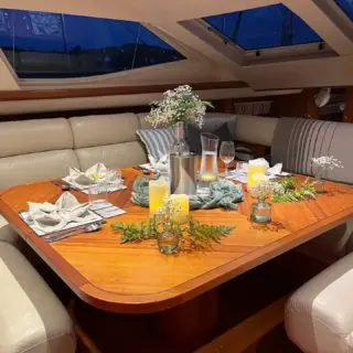 MIDNIGHT upper saloon dining table