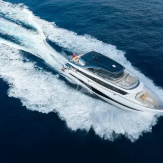 M/Y KORA