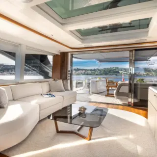 M/Y KORA Upper Deck / Flybridge Lounge