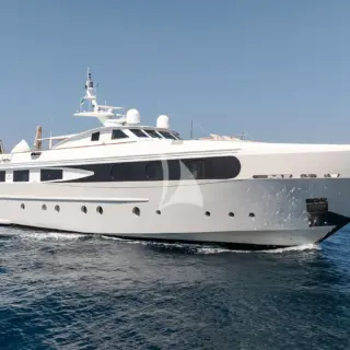 SOPHIE BLUE - Exterior