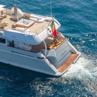 SOPHIE BLUE - Exterior