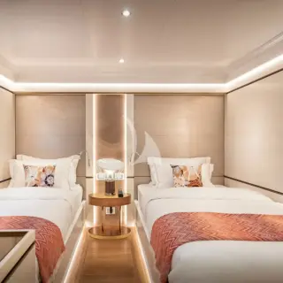 Twin cabin