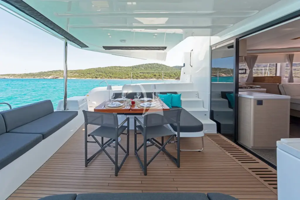 EFFIE STAR - Image 4