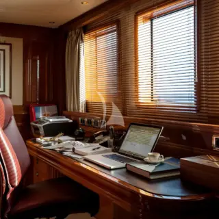 Main deck master suite office