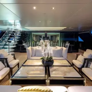 Main deck aft