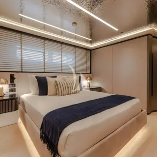 Lower deck - guest cabin