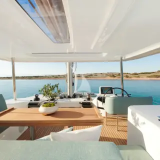 Flybridge other view