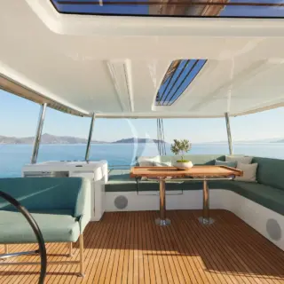 Flybridge