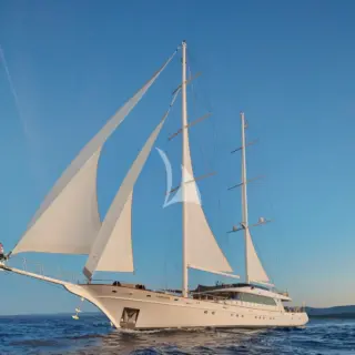 Lady Gita sailing