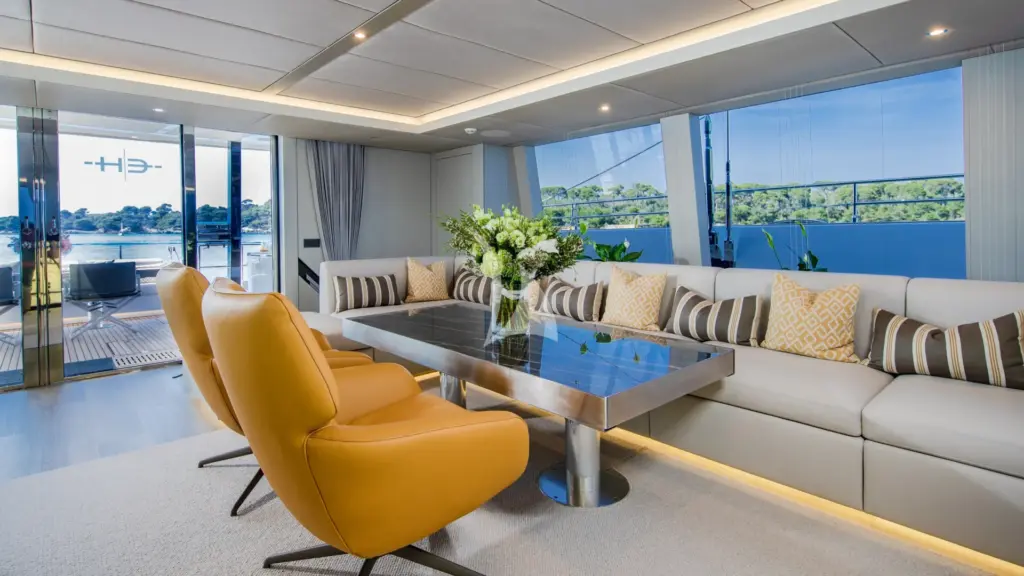 Endless Horizon - Salon