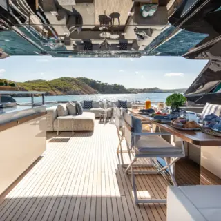 Flybridge