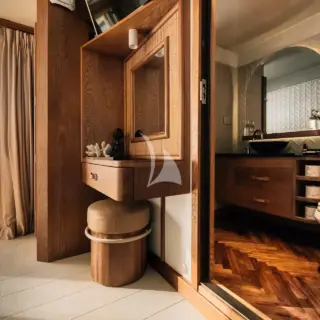 En-suite bathroom in every cabin