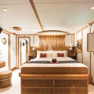 Double cabin with en-suite and private terrace