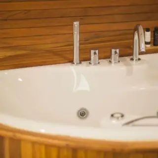 COSMOS - Jacuzzi bathtub