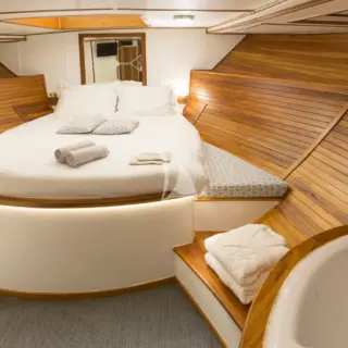 Master Suite with jacuzzi