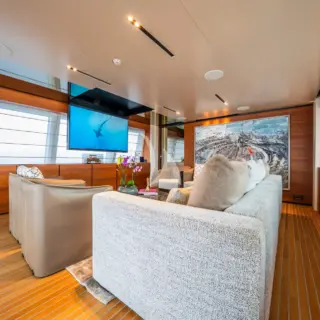 Bridge deck salon with TV extended