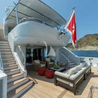 MAIN DECK