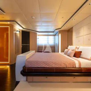 MASTER CABIN