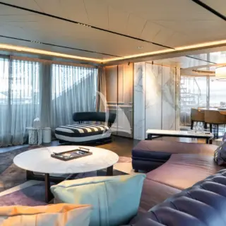Main Deck - Salon