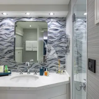 Queen Guest Stateroom Ensuite