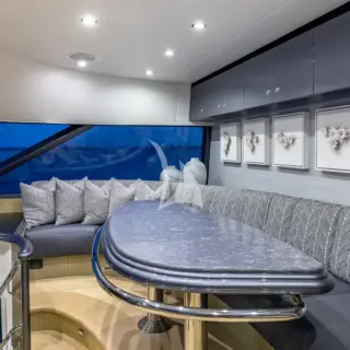 HANNAH - Pilot House Seating