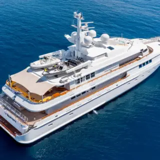 VERA - Image 13