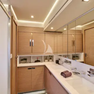 Master's Cabin Bathroom