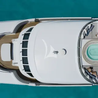 AMORE - Ariel - upper deck 