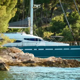 San LImi anchored