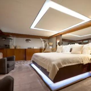 San Limi Master Cabin