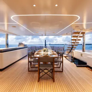 Bridge Deck Dining