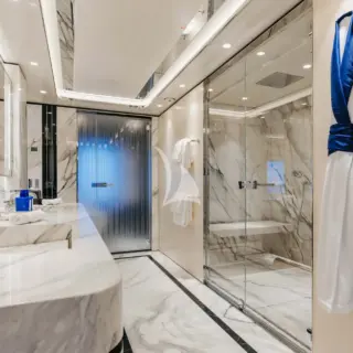 Master Ensuite