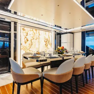 Main Deck Dining