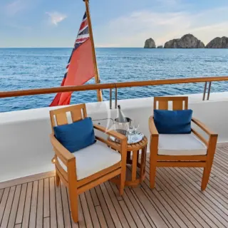 Bridge Deck Aft