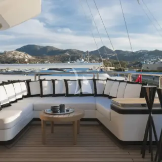 LIQUID SKY - Main Deck Aft